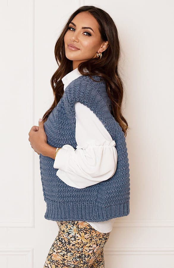 Grof Gebreid Gilet Kiek Jeansblauw – shoparchief — foto 3