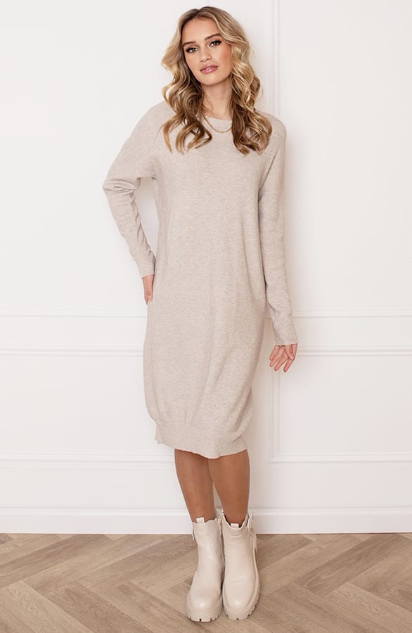 Ribstof Sweater Dress Mia Beige – shoparchief — foto 3