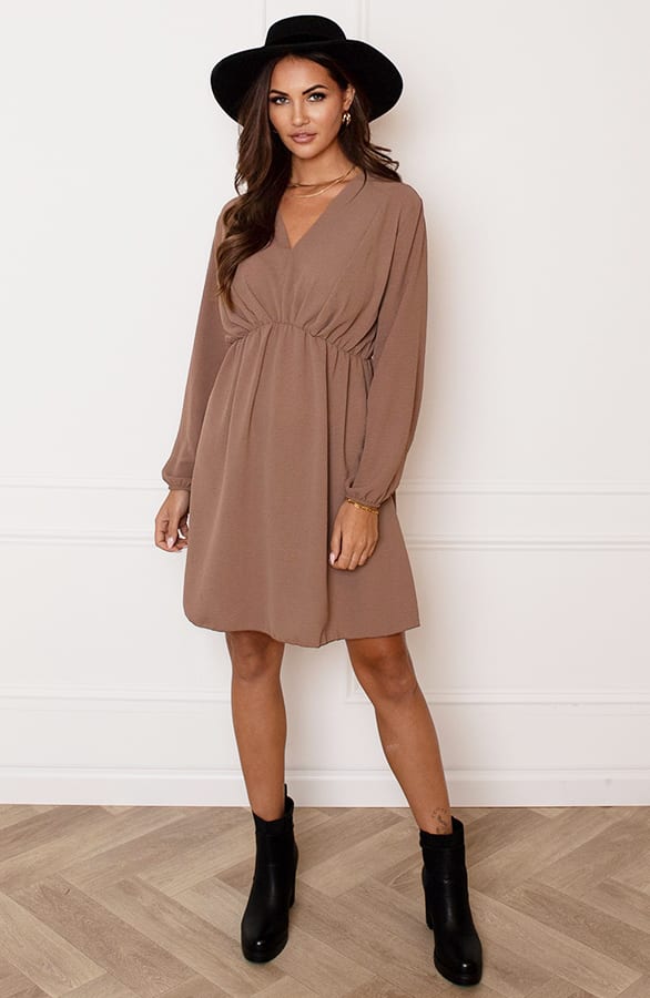 Plooien V-hals Jurk Tess Taupe – shoparchief — foto 5