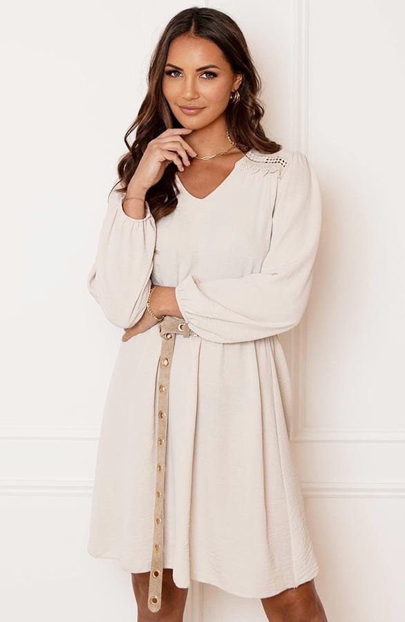 Detailed Dress Jaimy Beige – shoparchief — foto 8