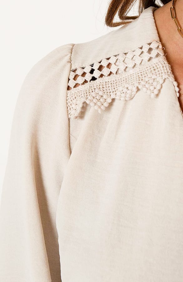 Detailed Dress Jaimy Beige – shoparchief — foto 12