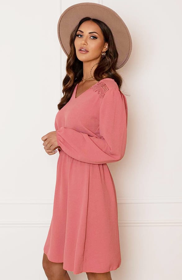 Detailed Dress Jaimy Dust Roze – shoparchief — foto 6
