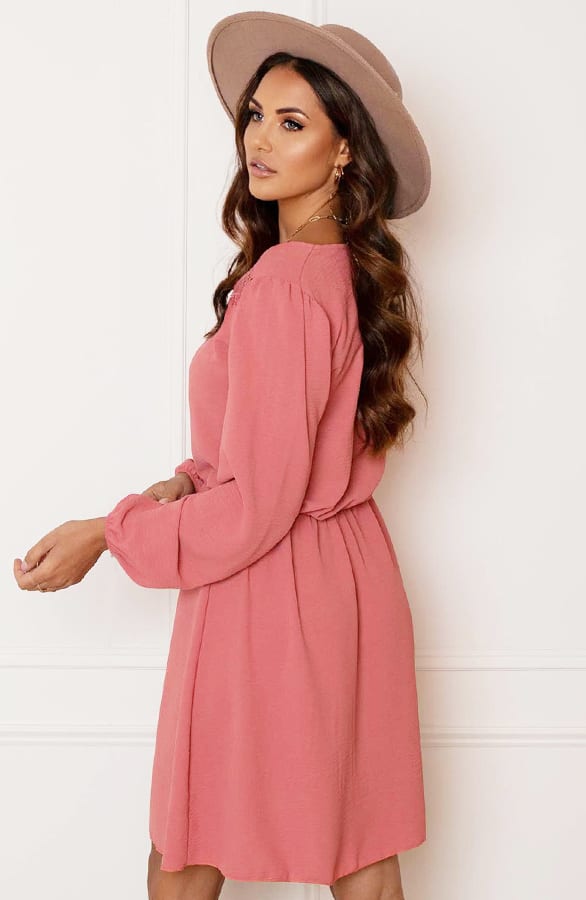 Detailed Dress Jaimy Dust Roze – shoparchief — foto 7