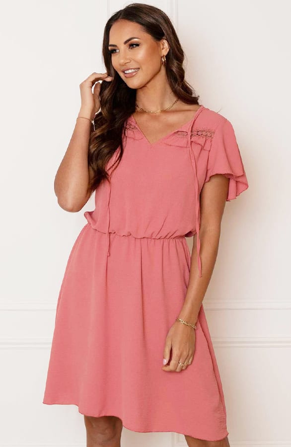 Detailed Strik Jurk Kensi Dust Roze – shoparchief — foto 3