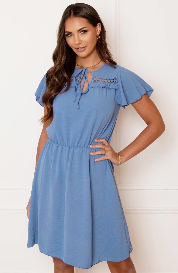 Detailed Strik Jurk Kensi Jeansblauw – shoparchief