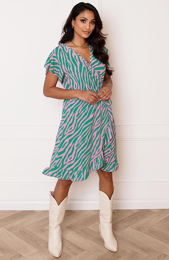 Strik Jurk Zebraprint Jade Groen Roze – shoparchief — foto 5