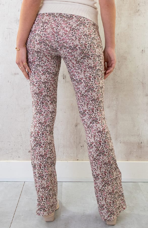 Janine Flared Broek Flower Creme Roze – flared broeken — foto 8