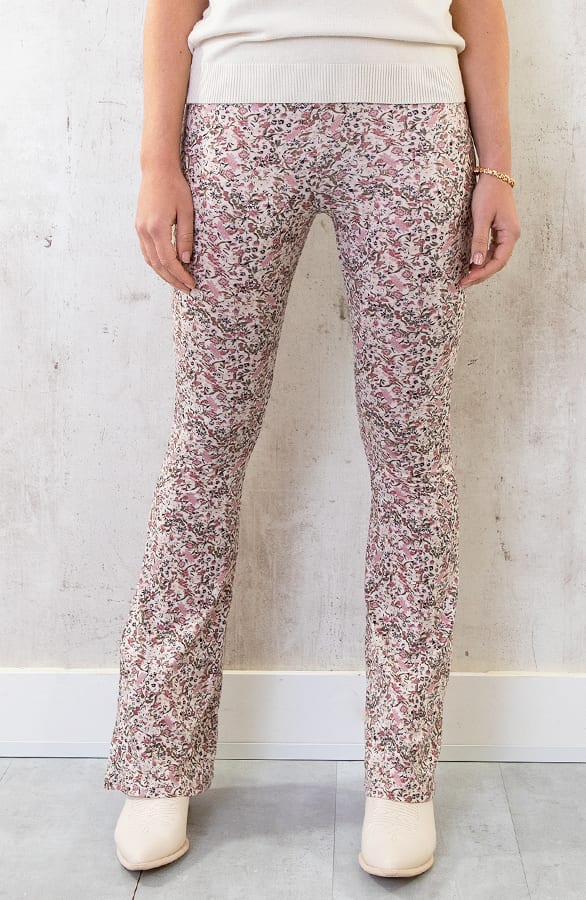 Janine Flared Broek Flower Creme Roze – flared broeken — foto 6