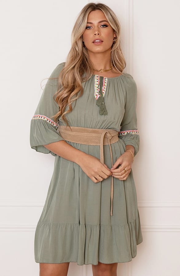 Offshoulder Jurk Laila Army – shoparchief — foto 4