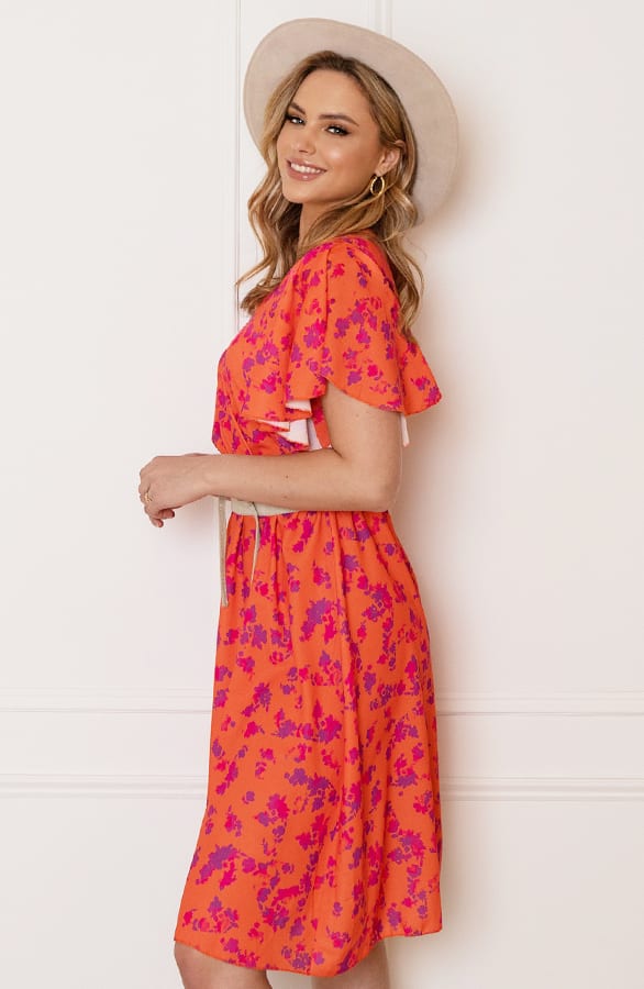 Bloemenprint Jurk Nikkie Oranje Paars – alle jurkjes — foto 10