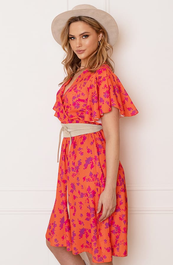 Bloemenprint Jurk Nikkie Oranje Paars – alle jurkjes — foto 11