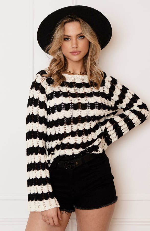 Gehaakte Wavy Top Crissie Zwart Ecru – shoparchief