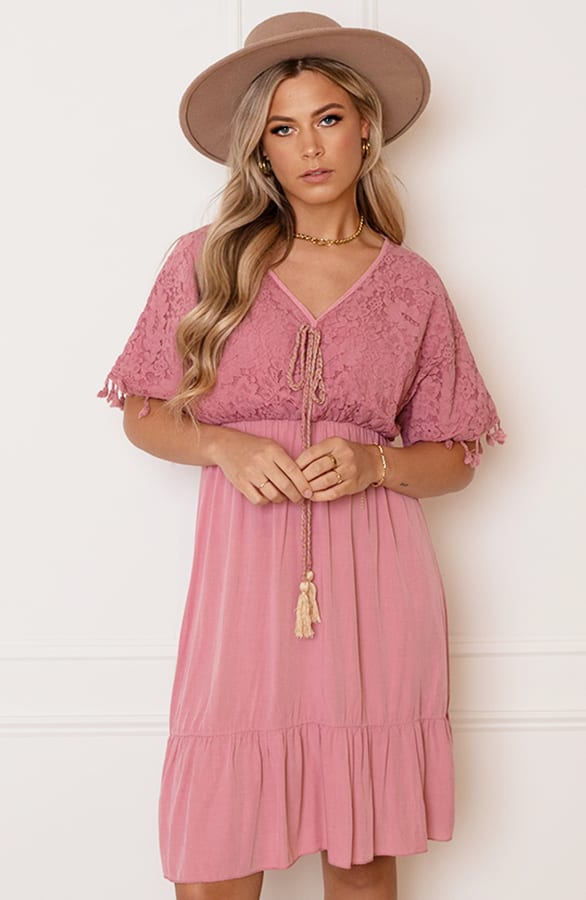 V-hals Kanten Jurk Kady Dust Roze – shoparchief — foto 7