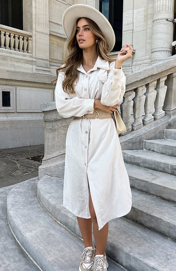 Corduroy Jurk Met Knopen Aukje Light Beige – shoparchief — foto 3