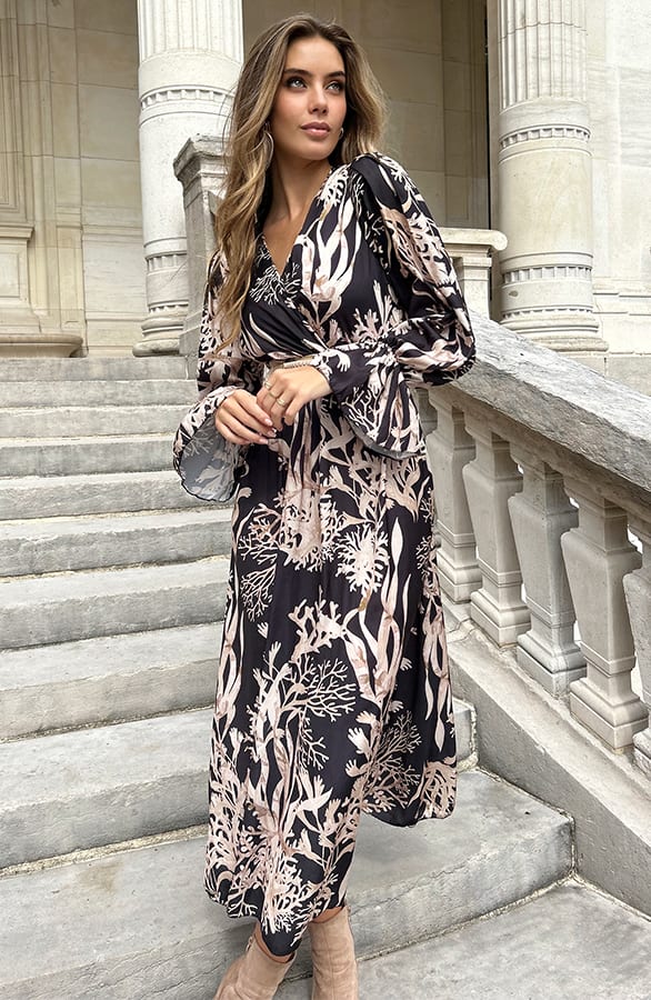 Rozen Maxi Jurk Yolanthe Zwart – shoparchief — foto 4