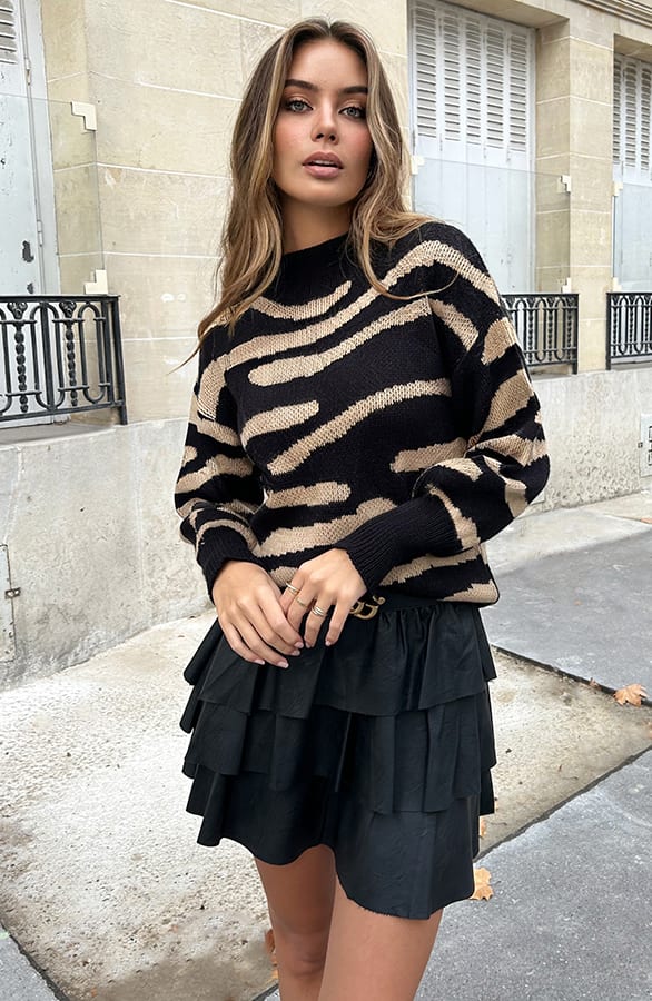 Zebra Trui Nayeli Camel – shoparchief