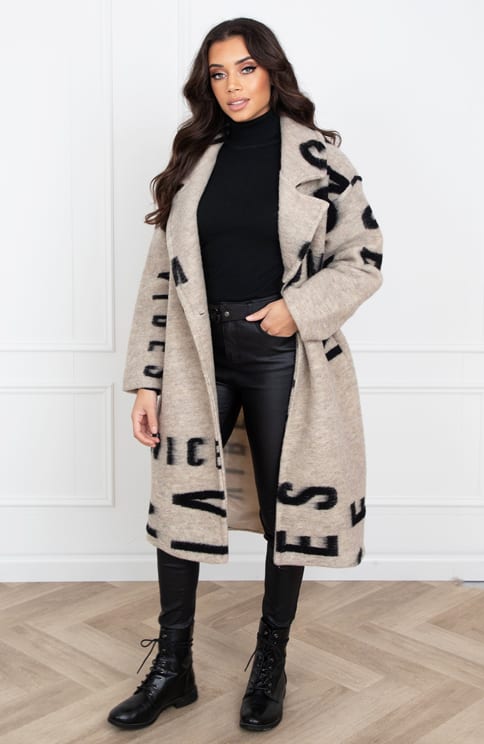 Oversized Letter Coat Yvonne Beige – shoparchief — foto 5