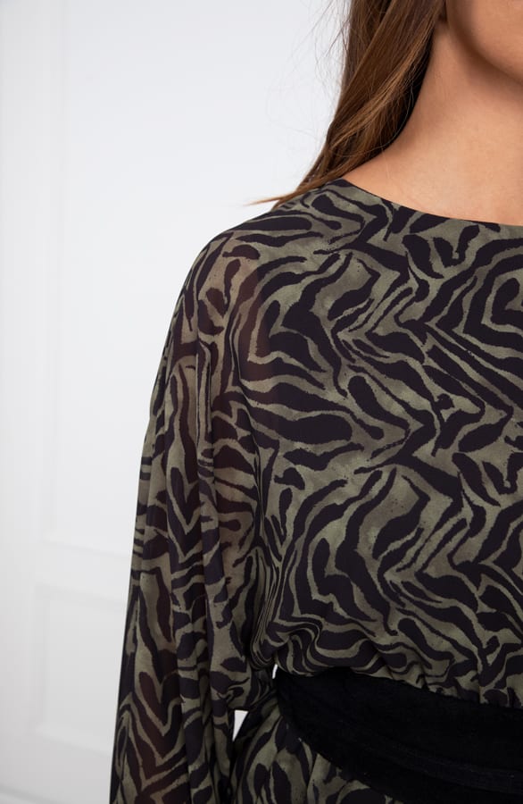 Trendy Print Jurk Elena Army – shoparchief — foto 4