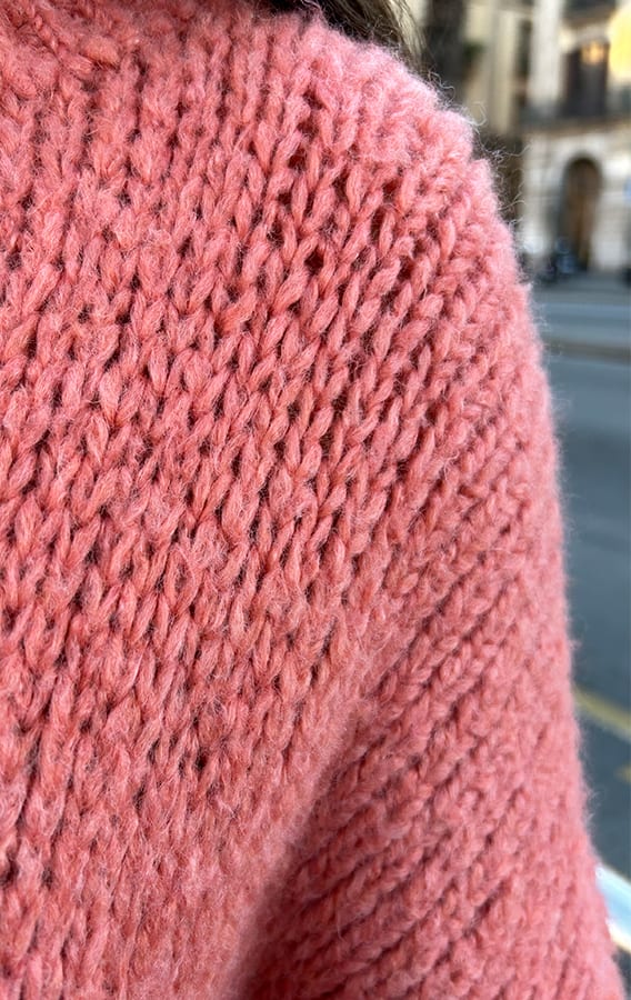 Trui Met Ruffle Mouw Liv Koraal – shoparchief — foto 6