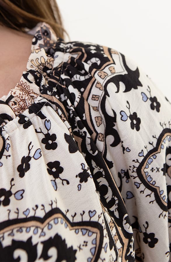 Detailed Strik Blouse Arabella Zwart – shoparchief — foto 5