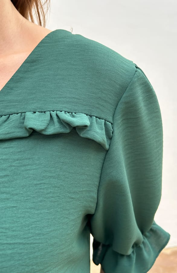 Pofmouwen Top Met Ruffle Demi Emerald – shoparchief — foto 5