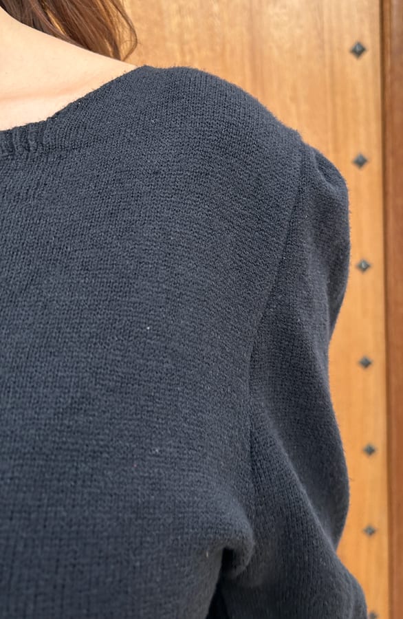 Ruffle Top Noelle Zwart – shirts & tops — foto 5