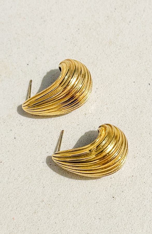 Druppel Detail Oorbellen Chloé Goud – shoparchief