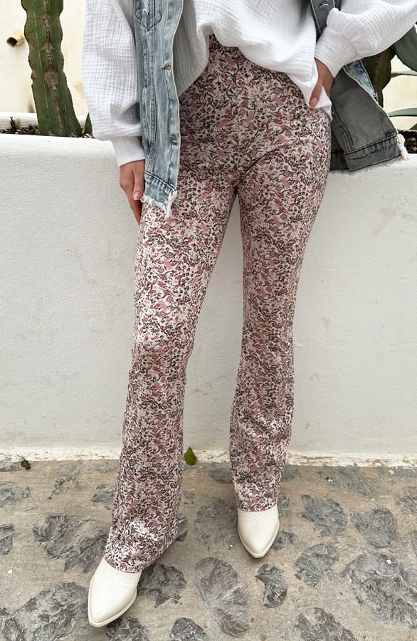 Janine Flared Broek Flower Creme Roze – flared broeken — foto 4