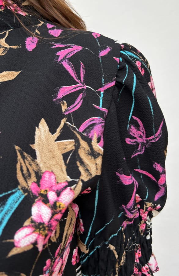 Lynn Top Bloemenprint Zwart Roze – shirts & tops — foto 7