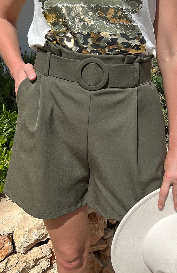 Trendy Short Met Riem Maddy Army – shoparchief