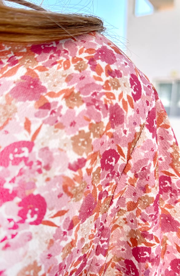 Bloemen V-Hals Blouse Evelien Dust Roze – shoparchief — foto 4