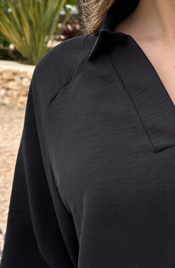 Oversized Blouse Xenna Zwart – shoparchief — foto 4