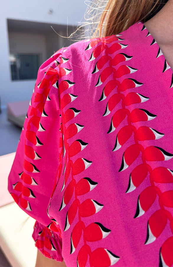 Overslag Print Jurk Susanne Fuchsia – shoparchief — foto 5
