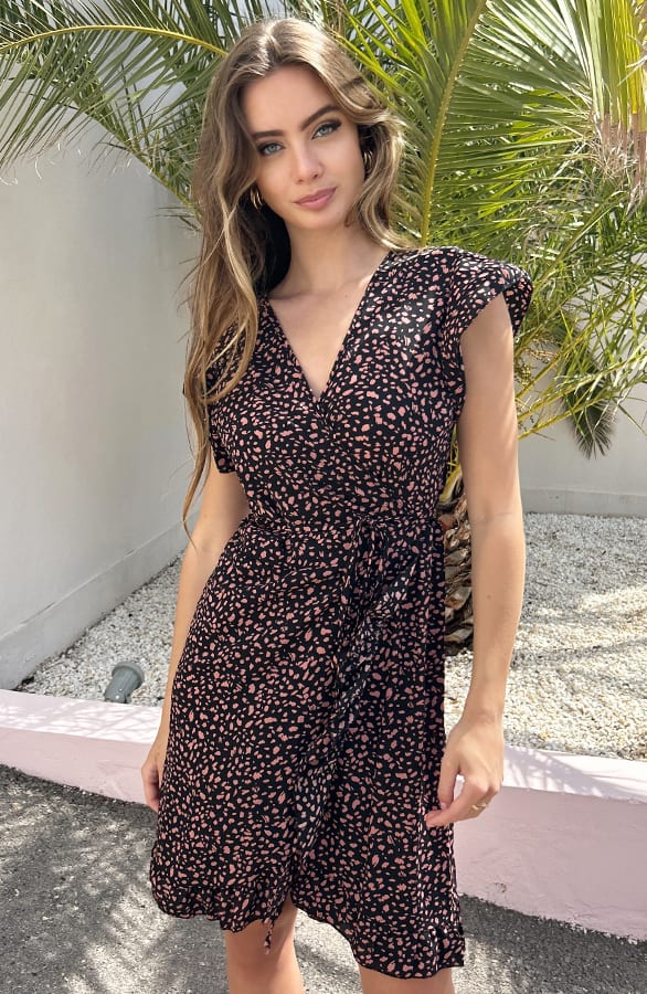 Strik Jurk Cheetahprint Jade Zwart Koraal – shoparchief — foto 2