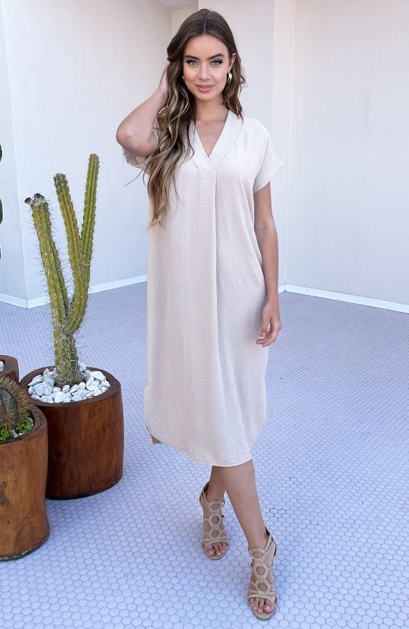V-hals Midi Jurk Lilly Beige – alle jurkjes — foto 2