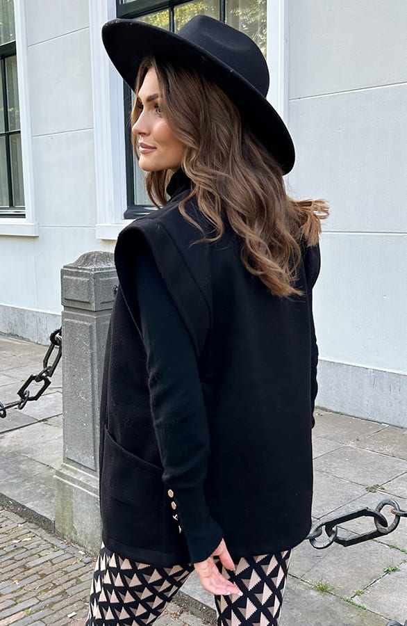 Gilet Shoulder Detail Amely Zwart – shoparchief — foto 3