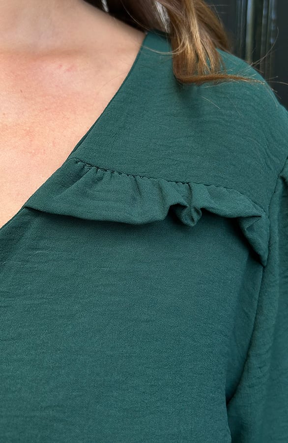 Pofmouwen Blouse Met Ruffle Demi Emerald – shoparchief — foto 5