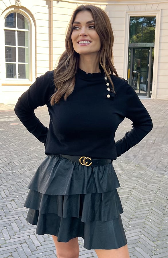 Ruffle Knopen Trui Scarlet Zwart – shoparchief — foto 5