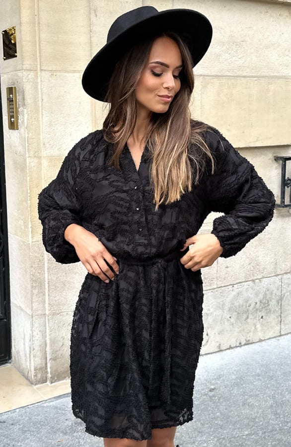 Detailed Dress Jailyn Zwart – shoparchief — foto 3