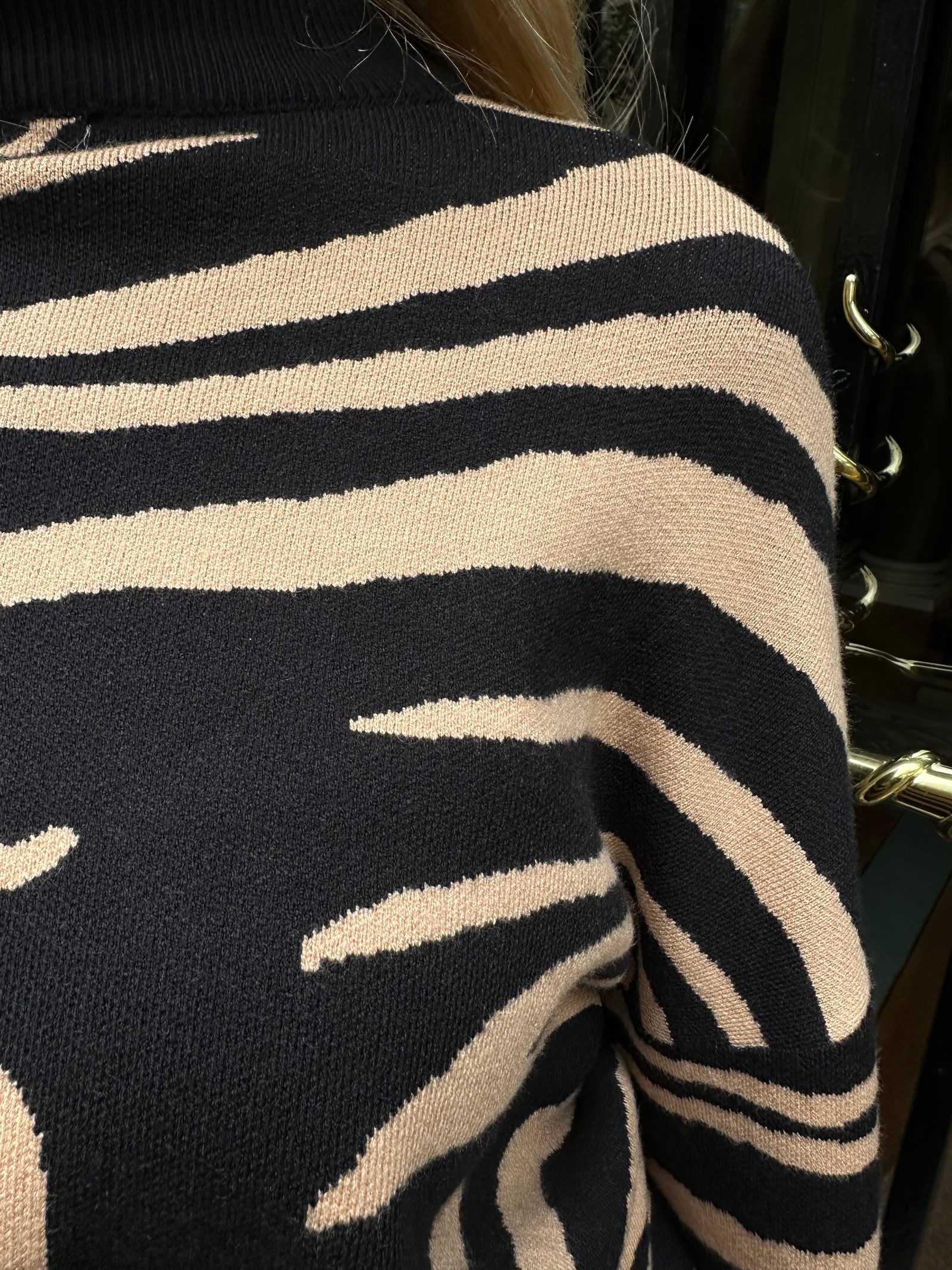 Elegant Zebra Trui Zita – shoparchief — foto 4