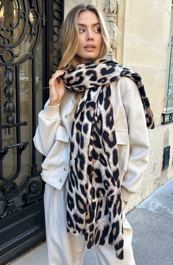 Soft Sjaal Leopard Celeste Beige – shoparchief — foto 2