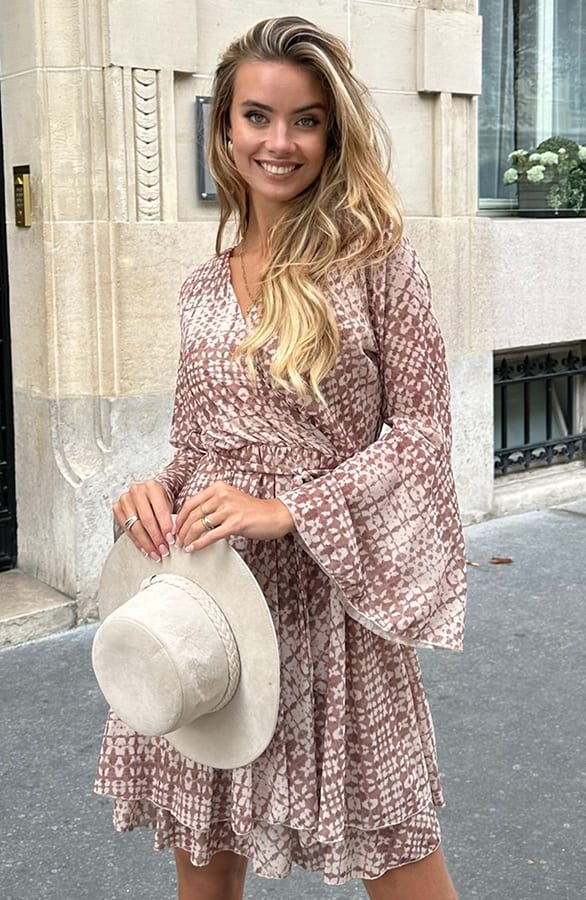 Wijde Mouw Jurk Ella Limited Beige – shoparchief — foto 4