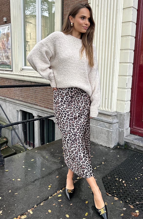 Oversized Boucle Trui Alisia Light Beige – shoparchief — foto 11