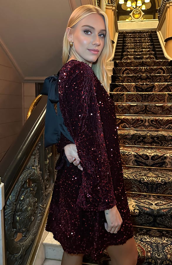 Pailletten Jurk Met Strik Burgundy – shoparchief — foto 4