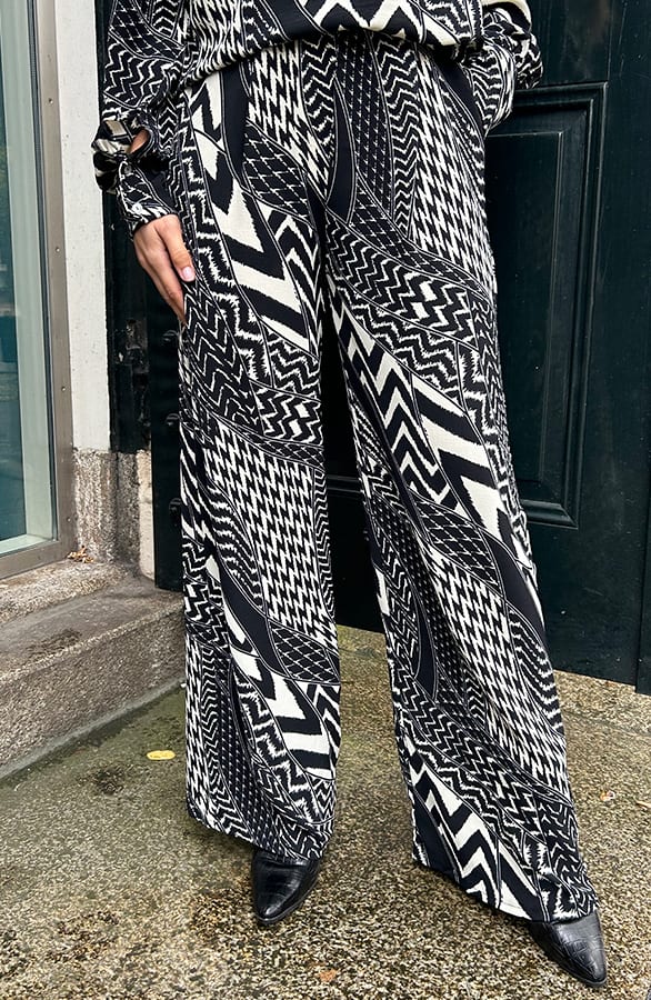 Pantalon Lilly Zwart Wit Print Tall – sale — foto 2