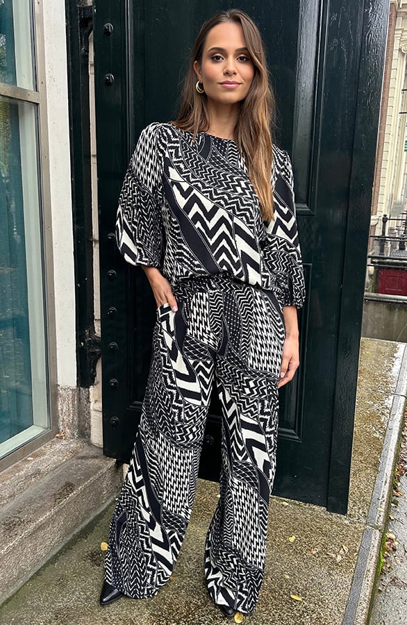 Puff Sleeve Top Lilly Zwart Wit Print – shoparchief — foto 13