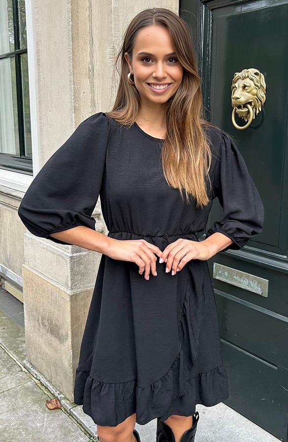 Ruffle Jurk Met Pofmouw Dany Zwart – shoparchief — foto 10