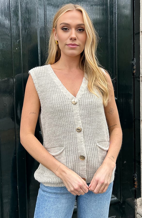 Sleeveless Cardigan Leanne Beige – shoparchief — foto 4