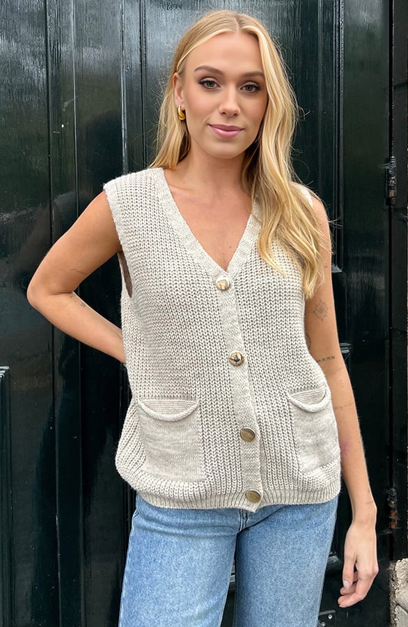 Sleeveless Cardigan Leanne Beige – shoparchief — foto 5