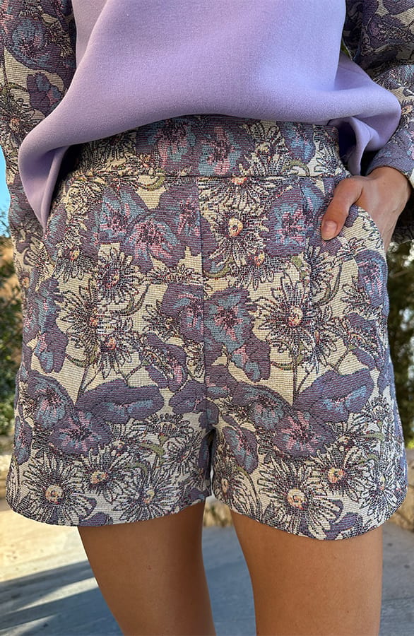 Bloemen Short Flora Lila – broeken & shorts